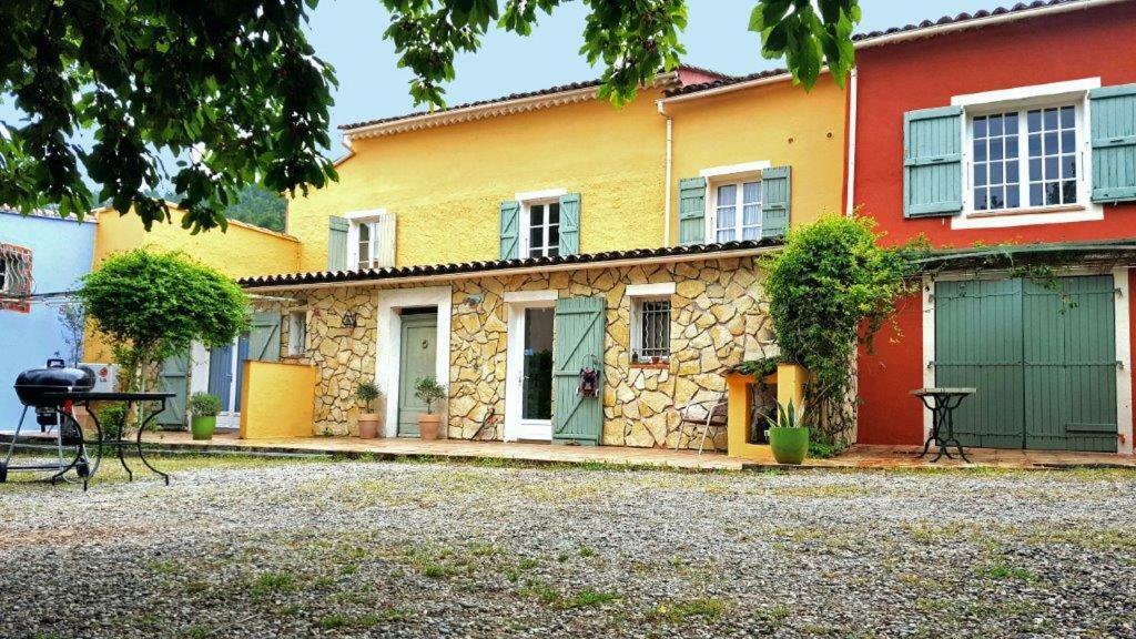 Domaine Hemmitage Apartment Salernes Exterior photo