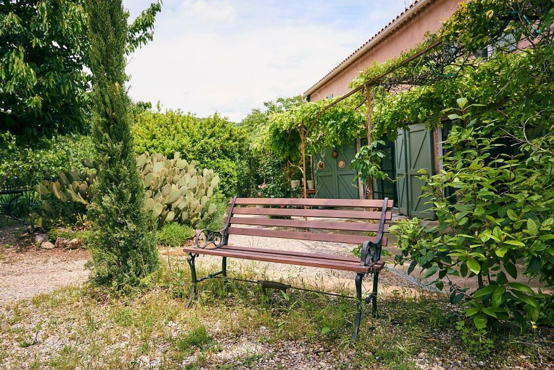 Domaine Hemmitage Apartment Salernes Exterior photo